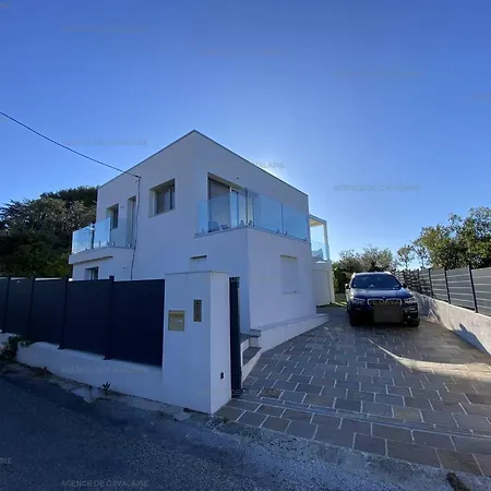 Moderne Avec Piscine Et Climatisation - Fr-1-100-328 * Cavalaire-sur-Mer